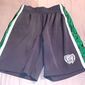 Boys Gap basketball shorts! Size L/10!